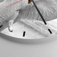 Clock face with lines