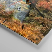 Clock face with lines