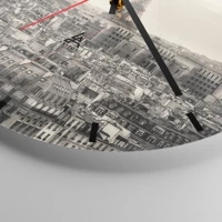 Clock face with lines