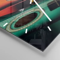 Clock face with lines