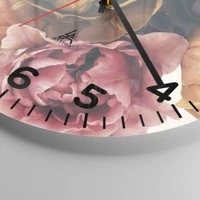 Clock face with numbers