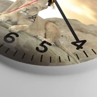 Clock face with numbers