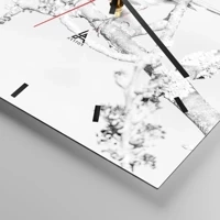 Clock face with lines