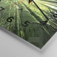 Clock face with numbers