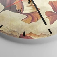 Clock face with lines