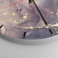 Clock face with lines