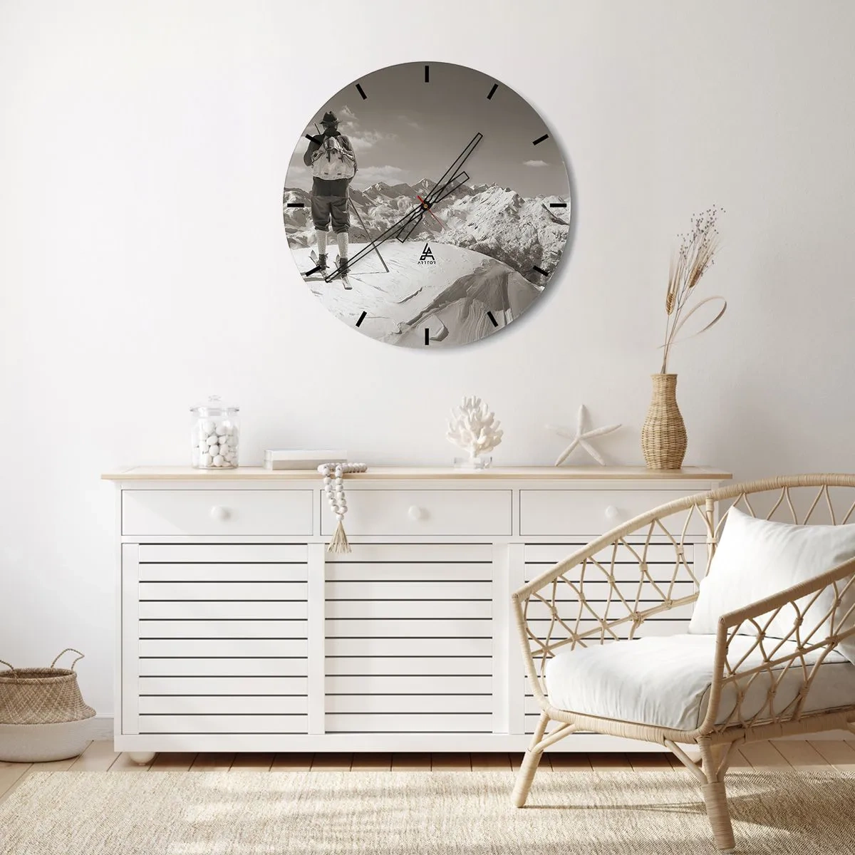Wall clock - Clock on glass - Skier against the backdrop of snow-covered mountains in retro style - 30x30cm - Mountains Are the Same - Modern wall decoration for the living room, kitchen, and bedroom ARTTOR