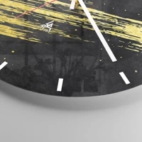 Clock face with lines