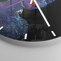Clock face with lines
