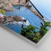 Clock face with lines