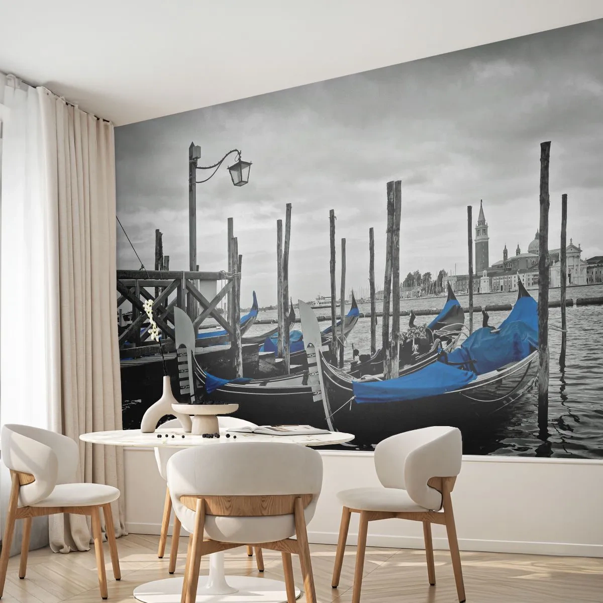 Photo Wallpaper Premium Sand - Thoughtful Venice - City, Venice, Italy - 100x70 cm