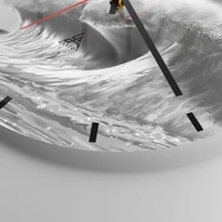 Clock face with lines