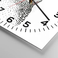 Clock face with numbers