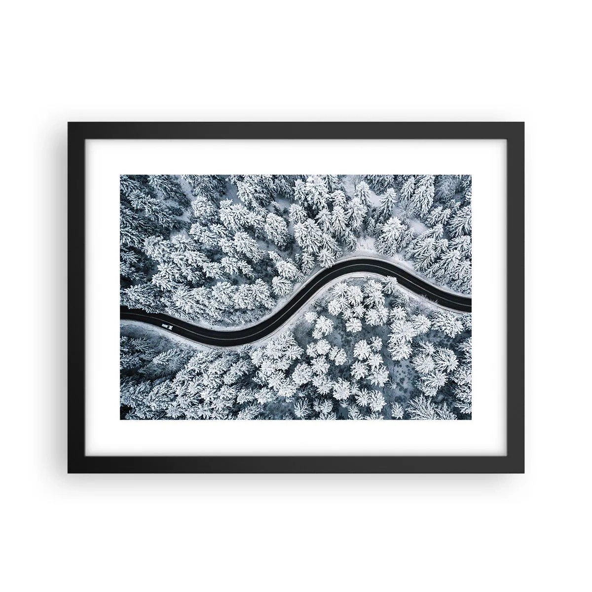 Poster in black frame - Through Wintery Forest - 40x30 cm