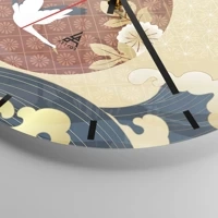 Clock face with lines