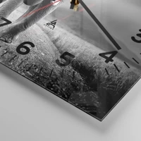 Clock face with numbers