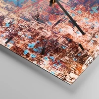 Clock face with lines