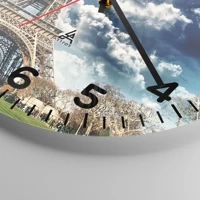 Clock face with numbers