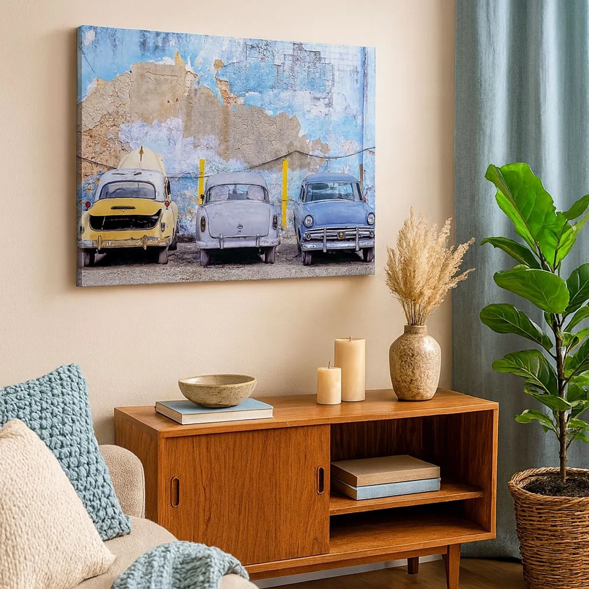 Canvas picture - Old cars against the backdrop of a destroyed wall - 70x50cm - Meeting of Veterans - Modern wall decoration for the living room and bedroom ARTTOR