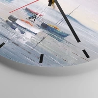 Clock face with lines