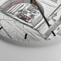 Clock face with lines