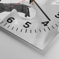 Clock face with numbers